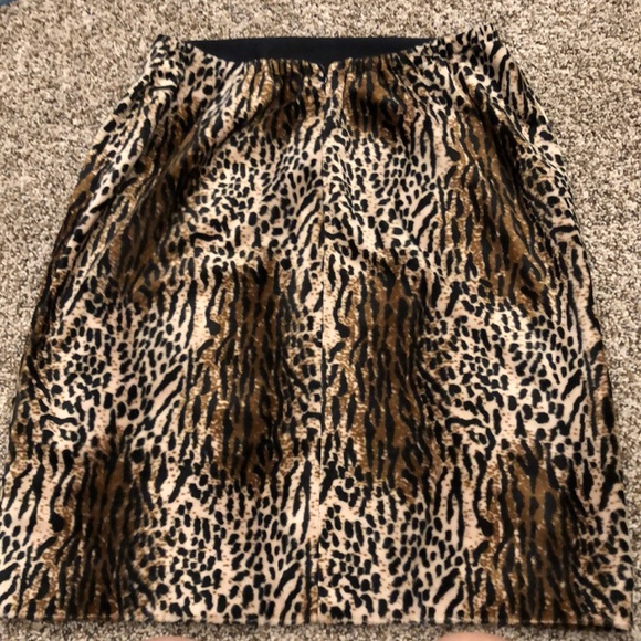Softwear Brand Leopard Skirt - Picture 2 of 2